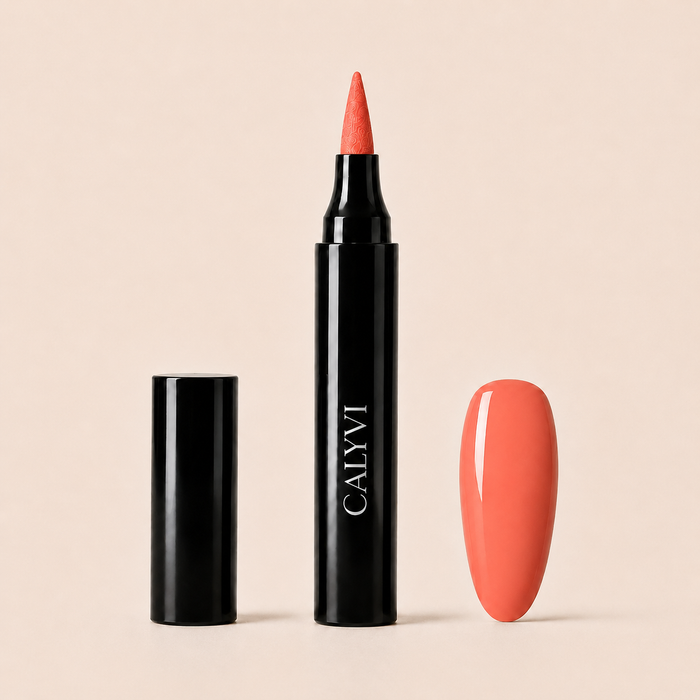 CALYVI Nail Pen — stylo vernis à ongles, teinte Corail