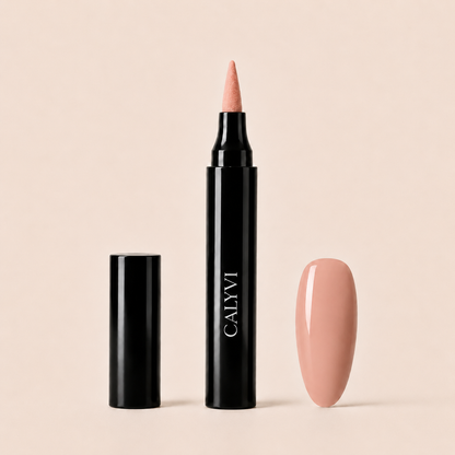 CALYVI Nail Pen — stylo vernis à ongles, teinte Nude Rosé
